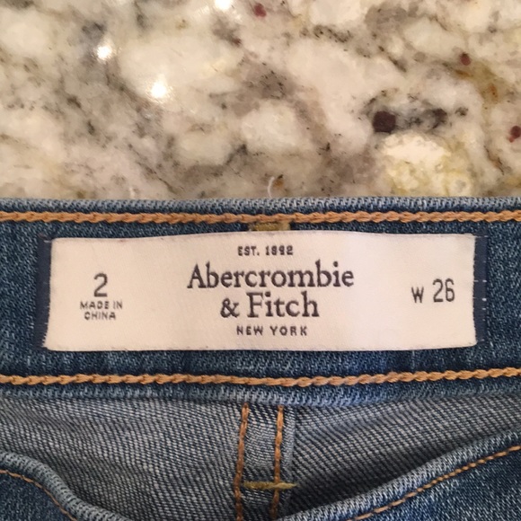 Abercrombie jean shorts - Picture 3 of 3